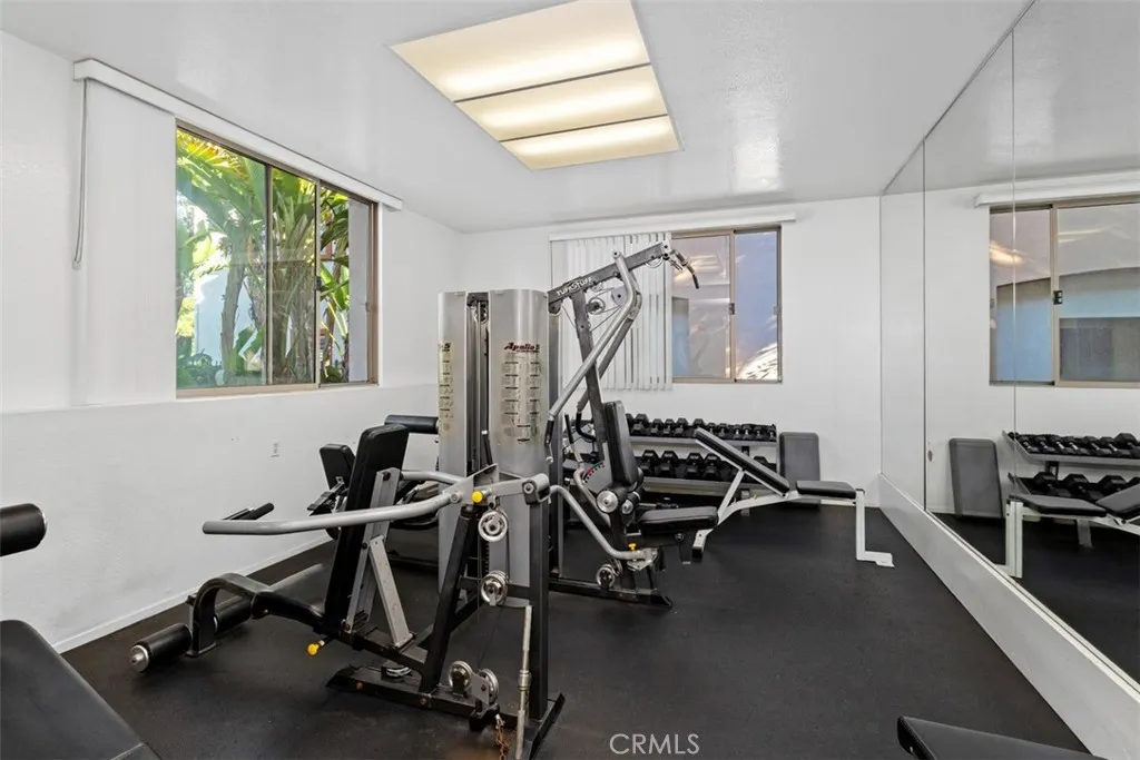320 Villa Point