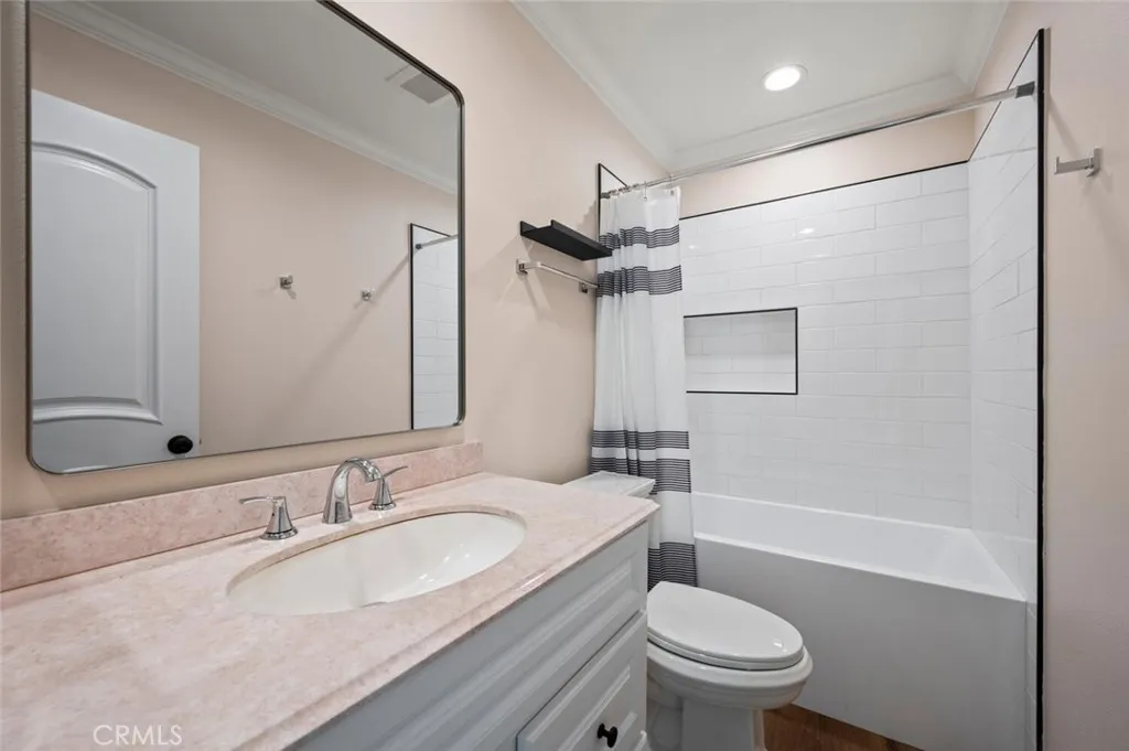 300 Cagney Lane Unit 102