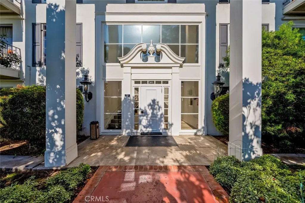 300 Cagney Lane Unit 102