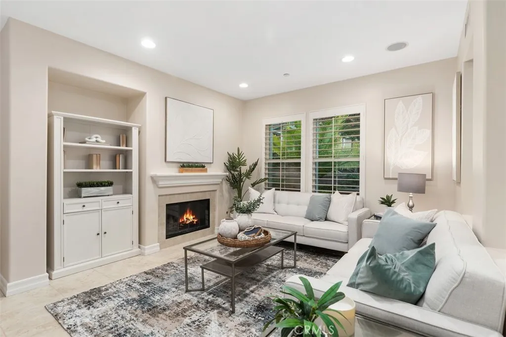 10 Azara