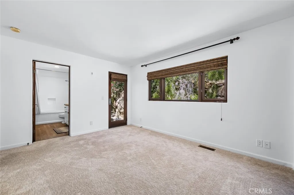 1020 Skyline Drive