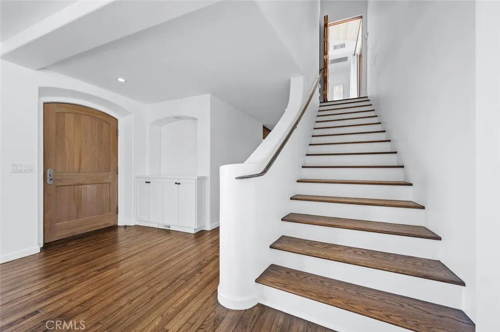1020 Skyline Drive
