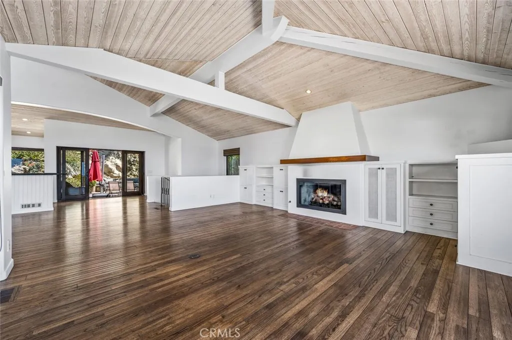 1020 Skyline Drive