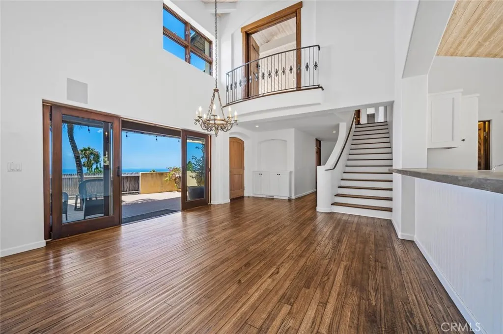 1020 Skyline Drive