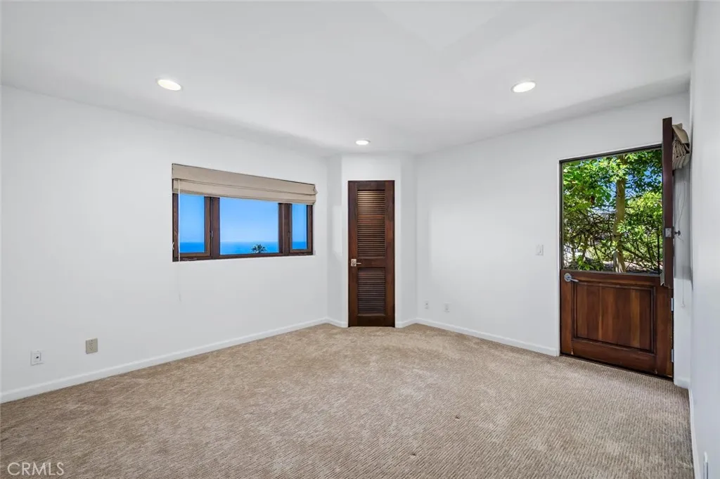 1020 Skyline Drive