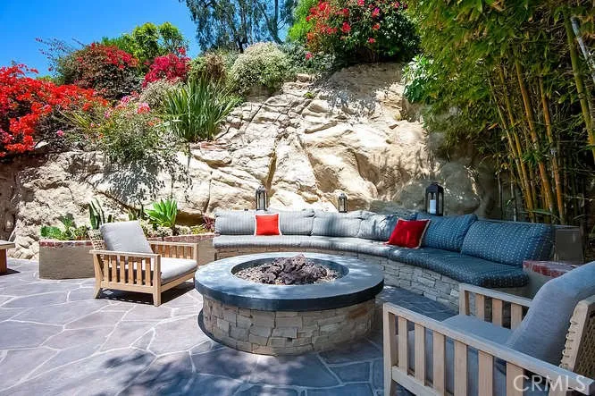1020 Skyline Drive
