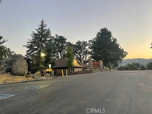 27251 Deertrail