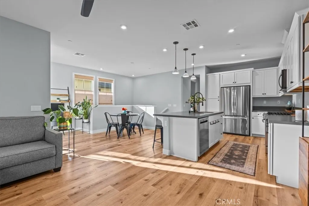 42 Concepcion Street