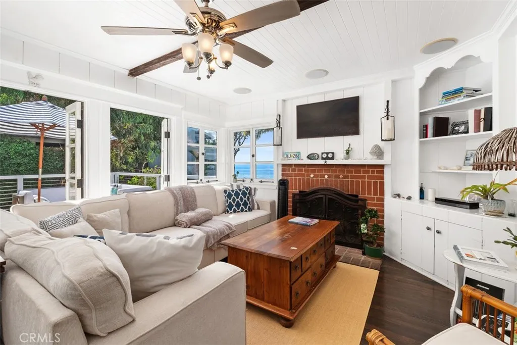 31722 Seacliff