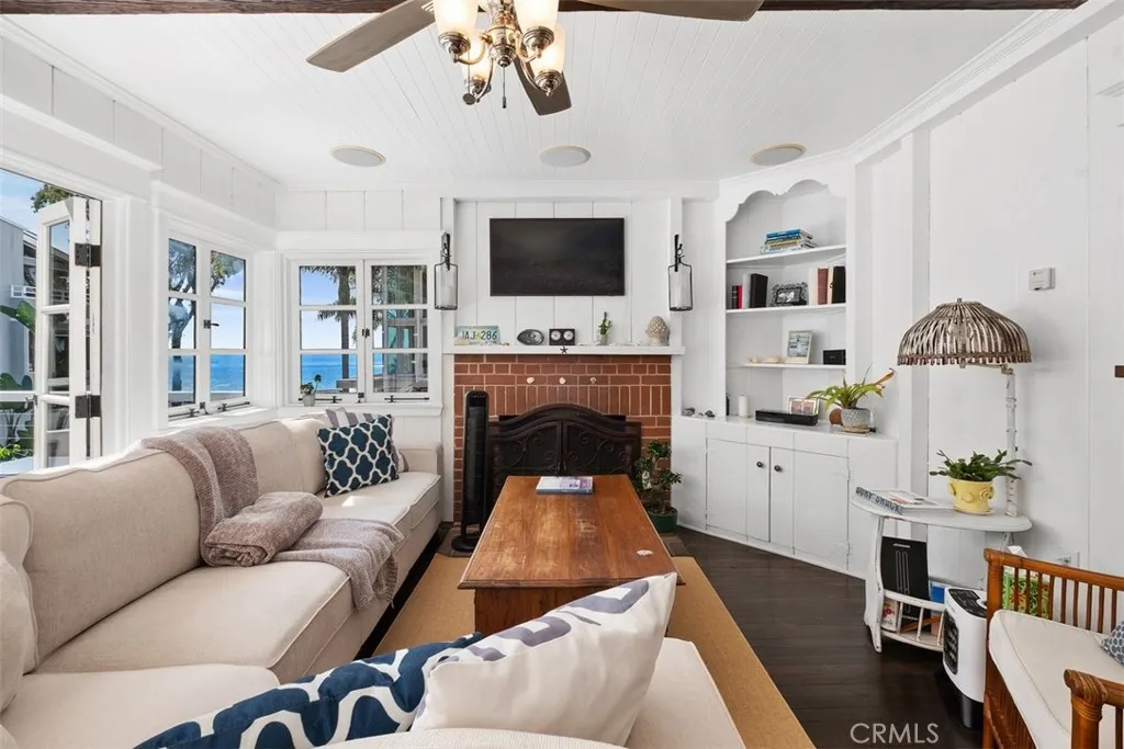 31722 Seacliff