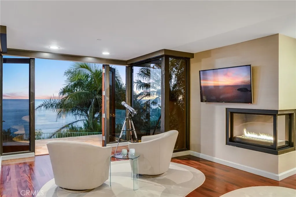 32091 Coast Highway
