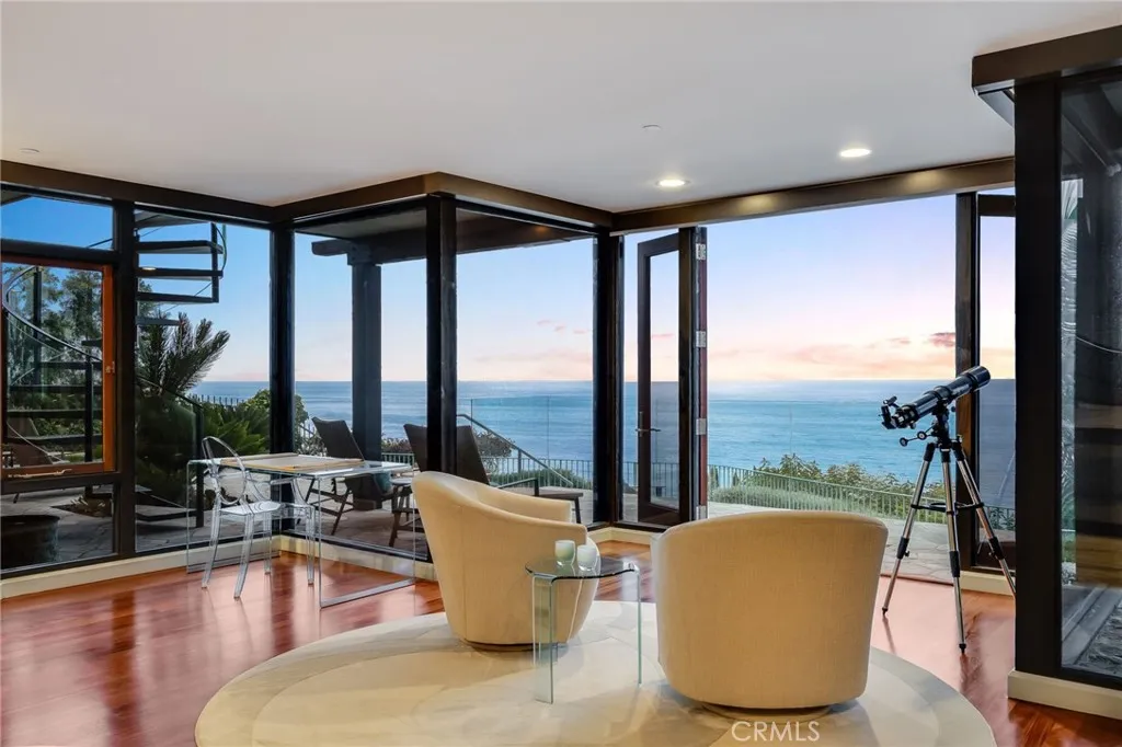 32091 Coast Highway