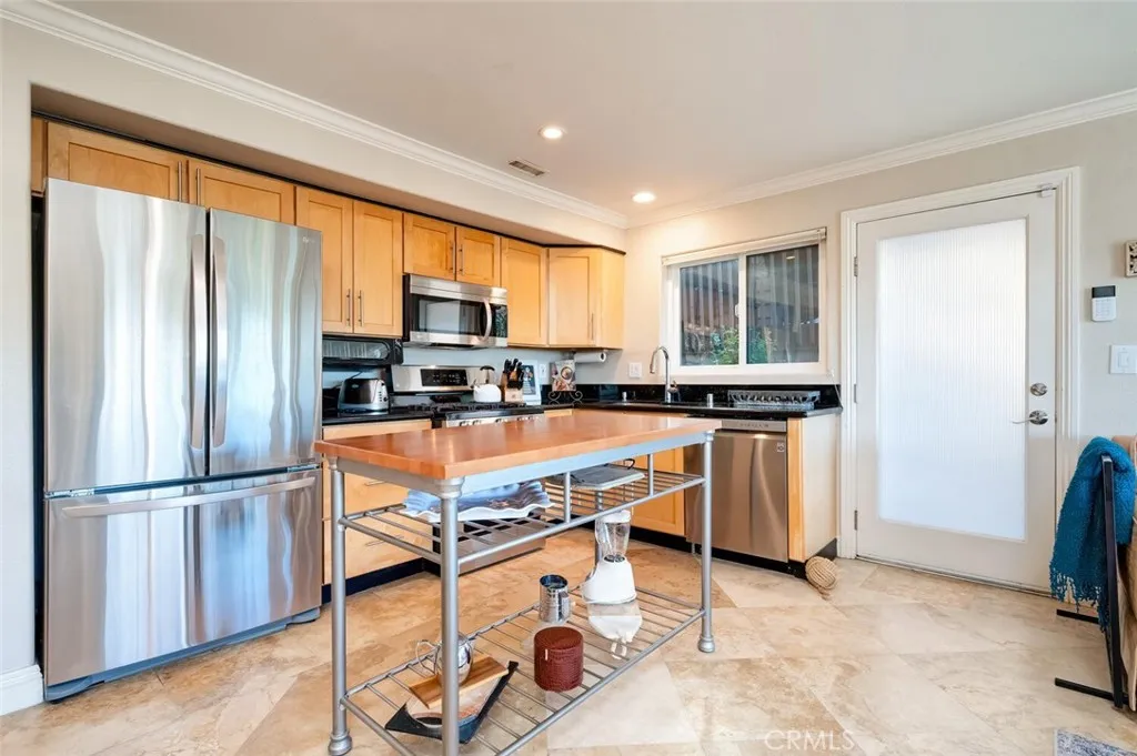 174 Cliff Drive Unit F