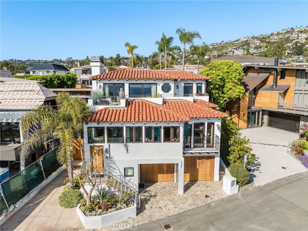1920 Ocean Way