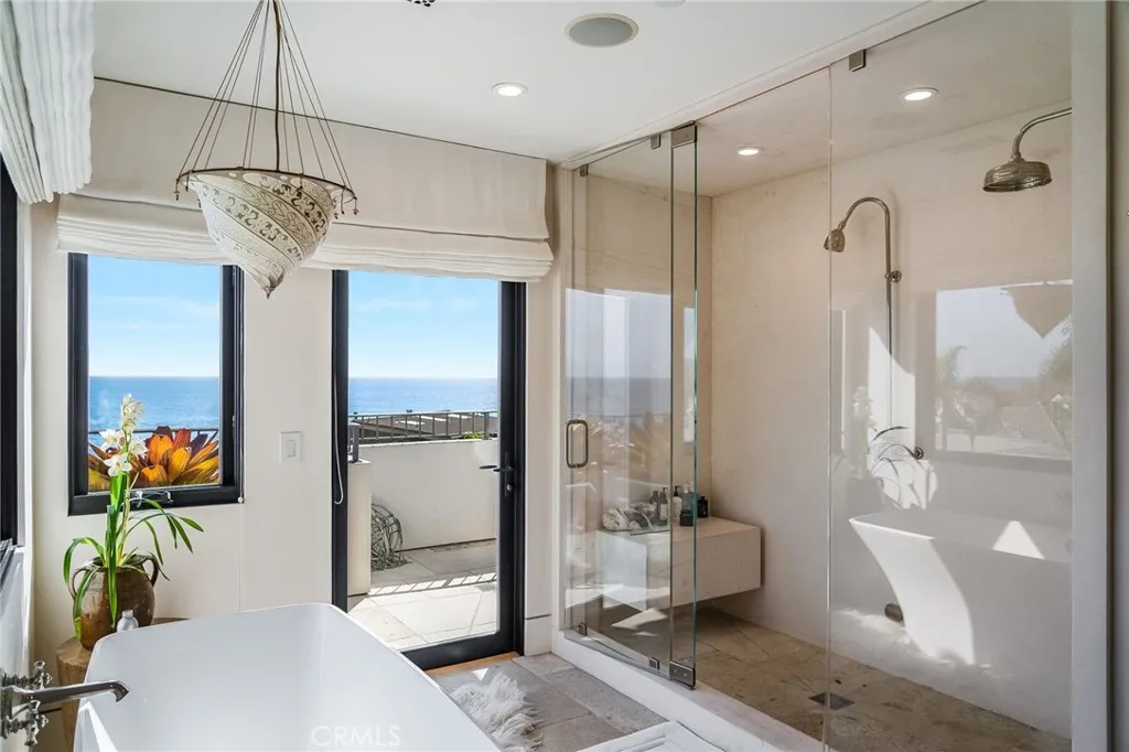 1920 Ocean Way