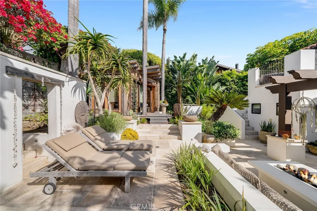 1920 Ocean Way