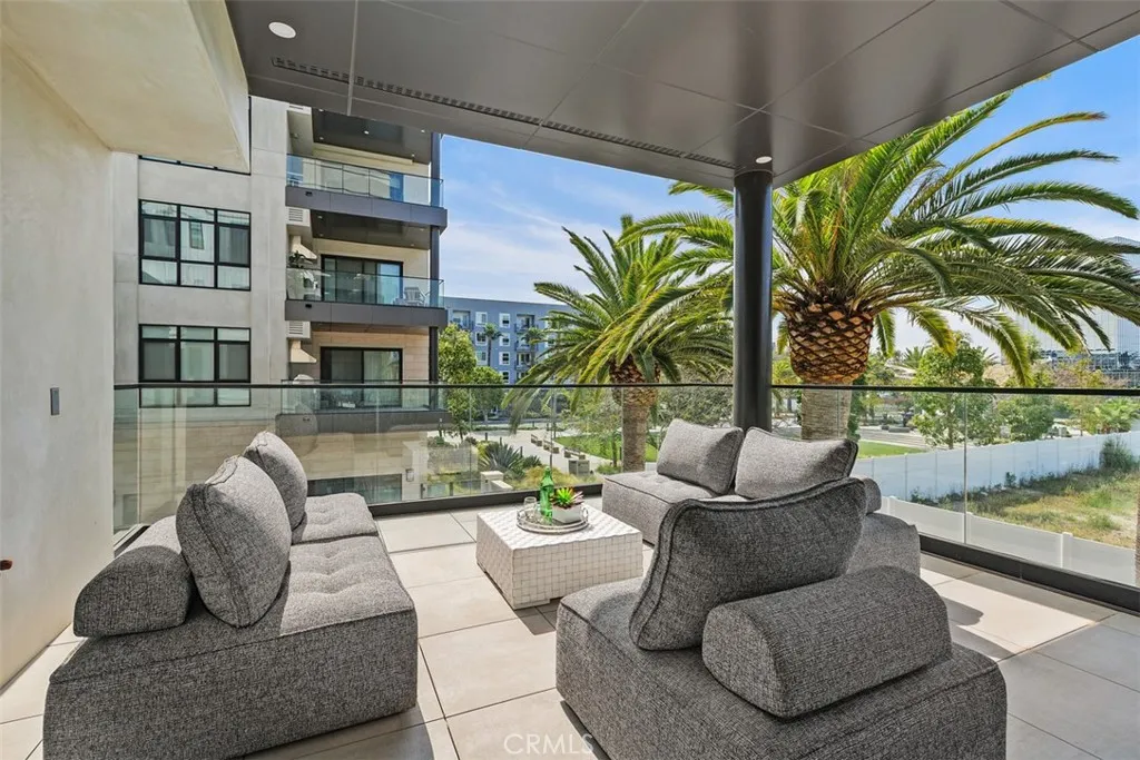 4261 Uptown Newport Unit 1