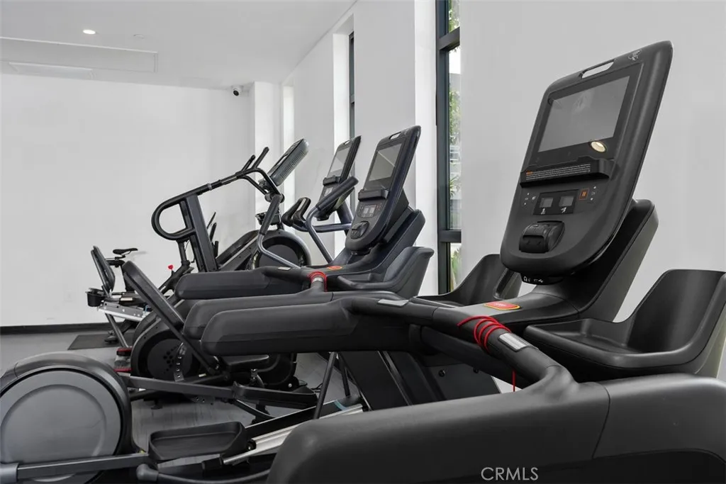 4261 Uptown Newport Unit 1