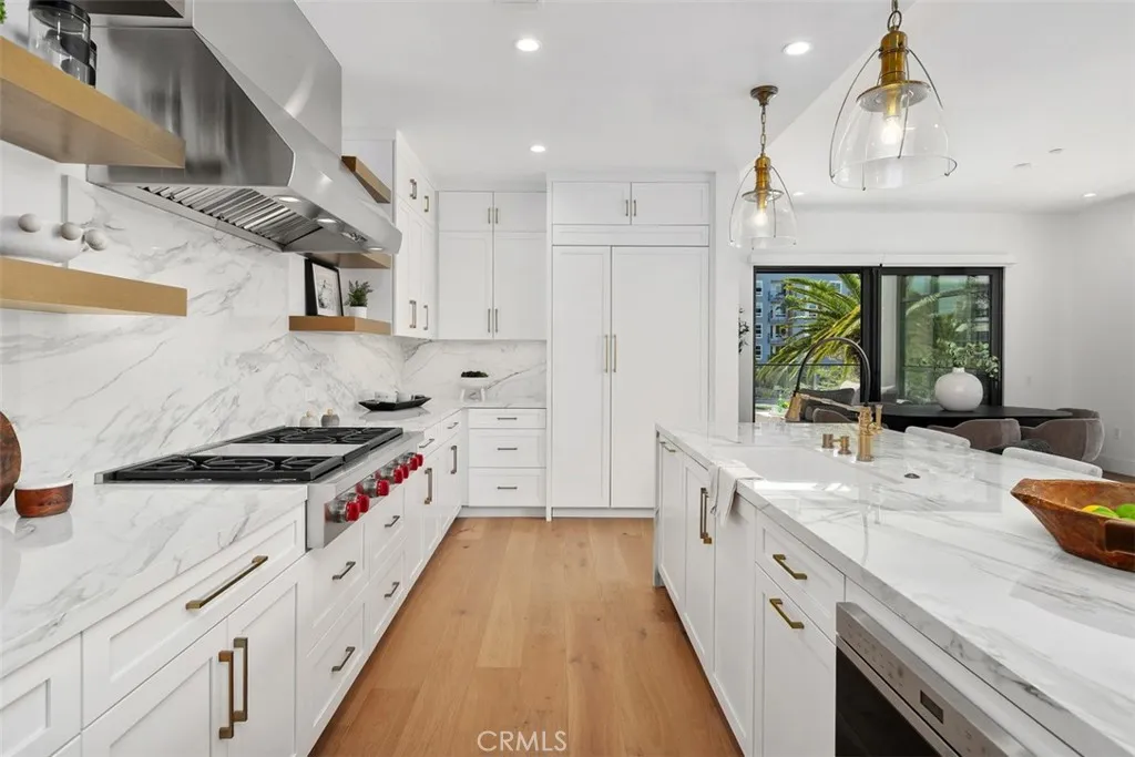 4261 Uptown Newport Unit 1