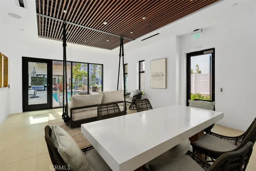 4261 Uptown Newport Unit 1