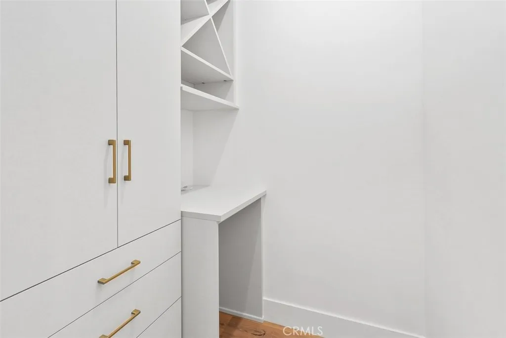 4261 Uptown Newport Unit 1