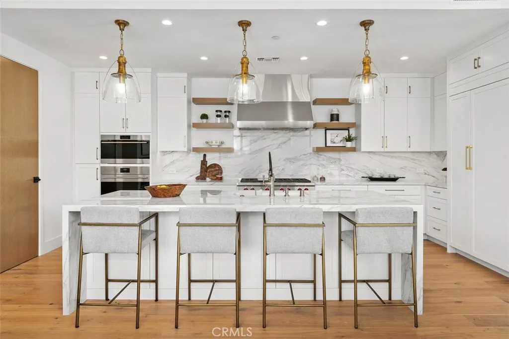 4261 Uptown Newport Unit 1