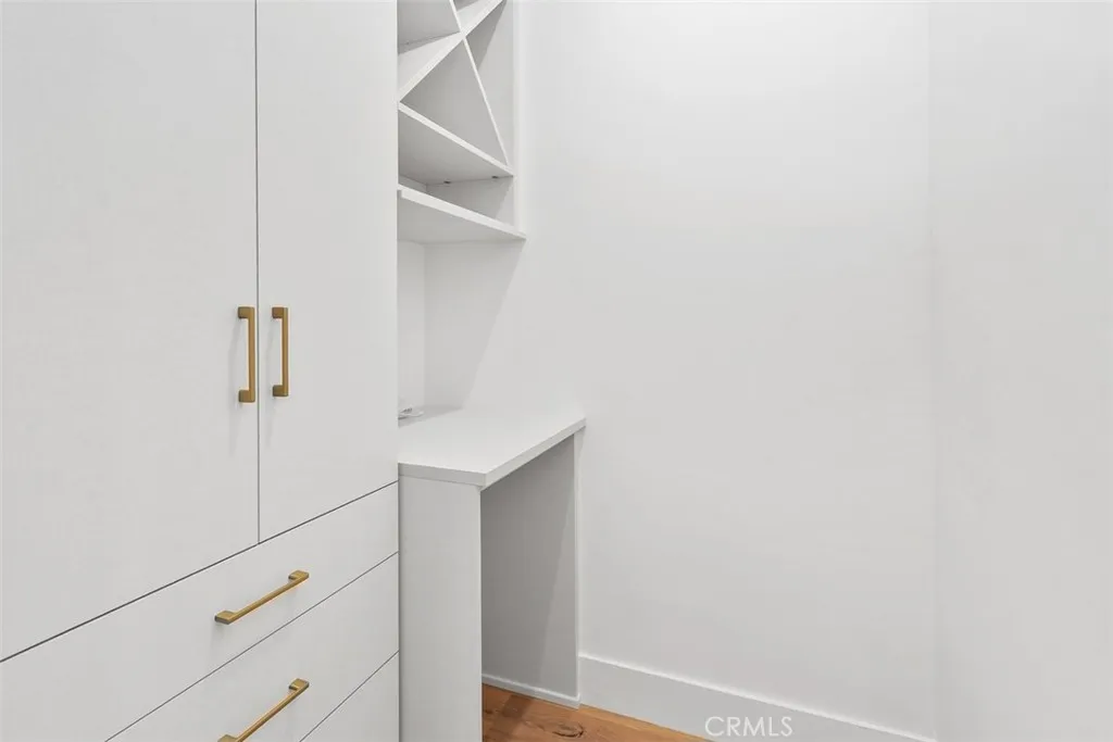 4261 Uptown Newport Unit 1