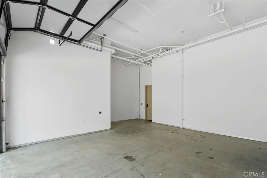 4261 Uptown Newport Unit 1