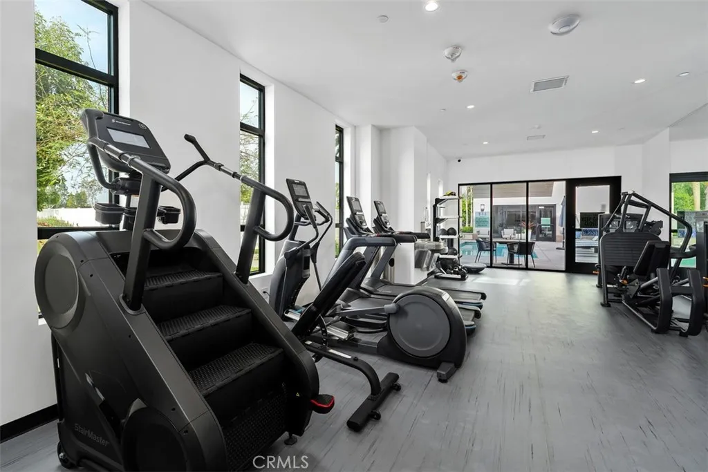 4261 Uptown Newport Unit 1