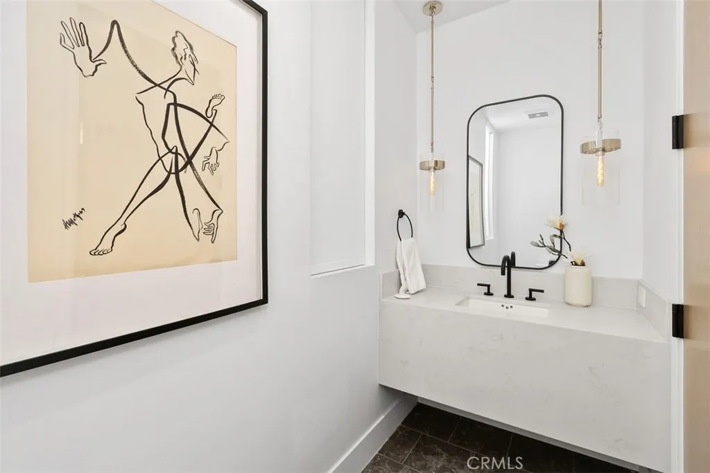 4261 Uptown Newport Unit 1