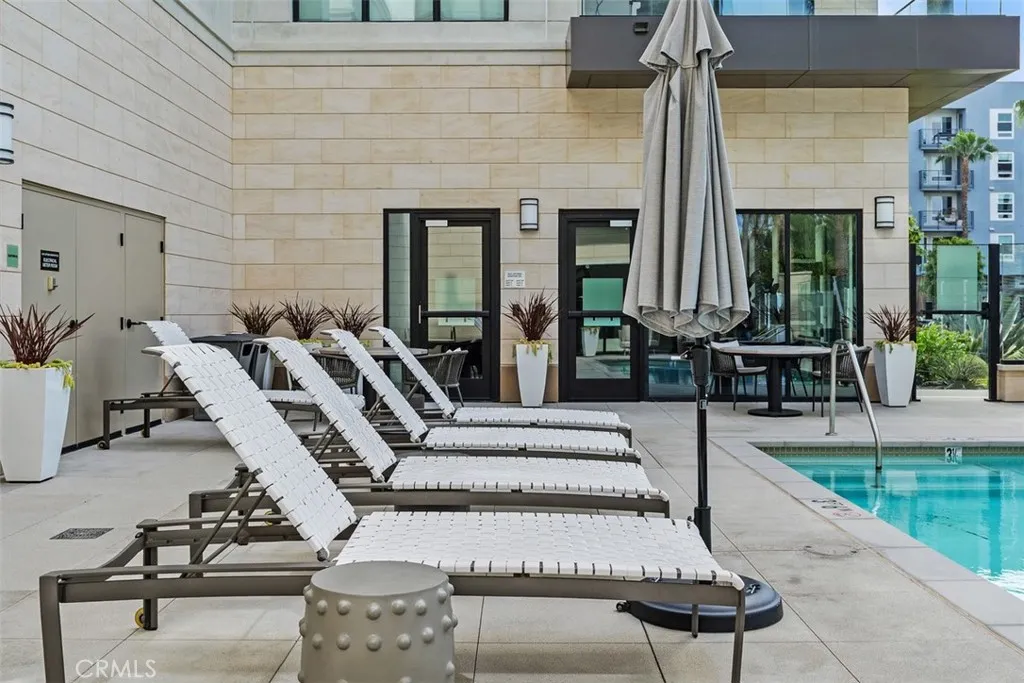 4261 Uptown Newport Unit 1