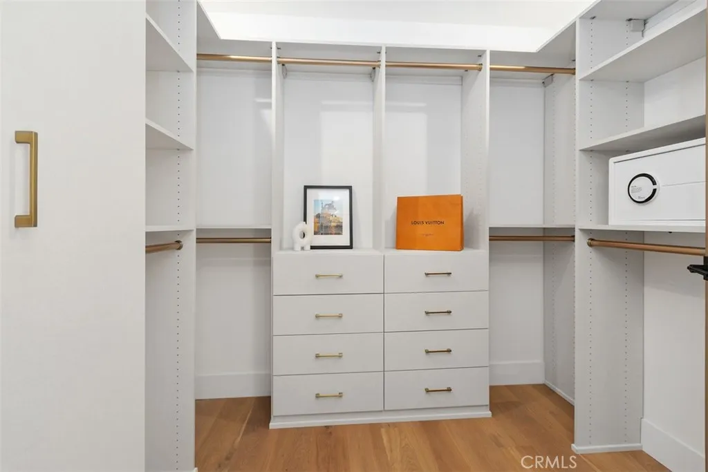 4261 Uptown Newport Unit 1