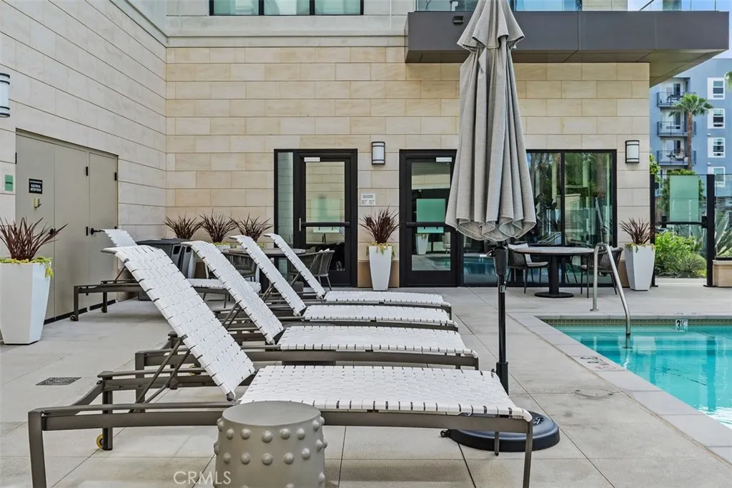 4261 Uptown Newport Unit 1