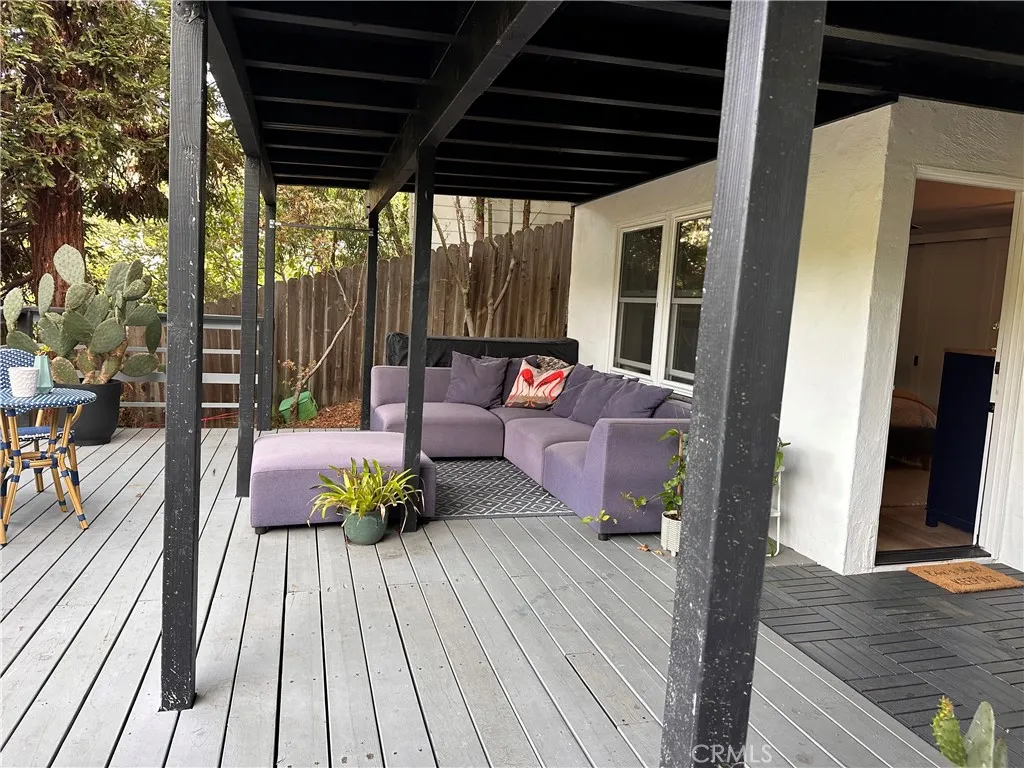 736 Griffith Place
