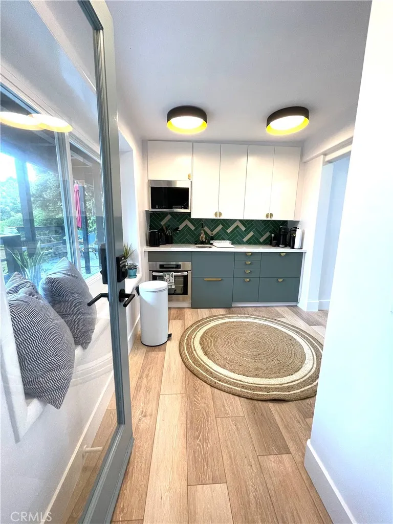 736 Griffith Place