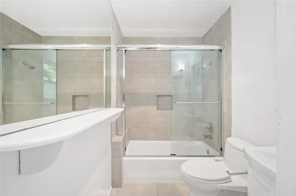 350 Y Place Unit D