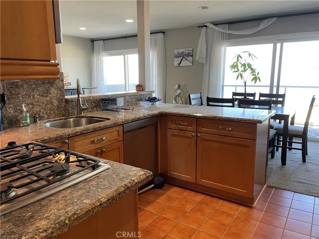 21703 Ocean Vista Unit 303