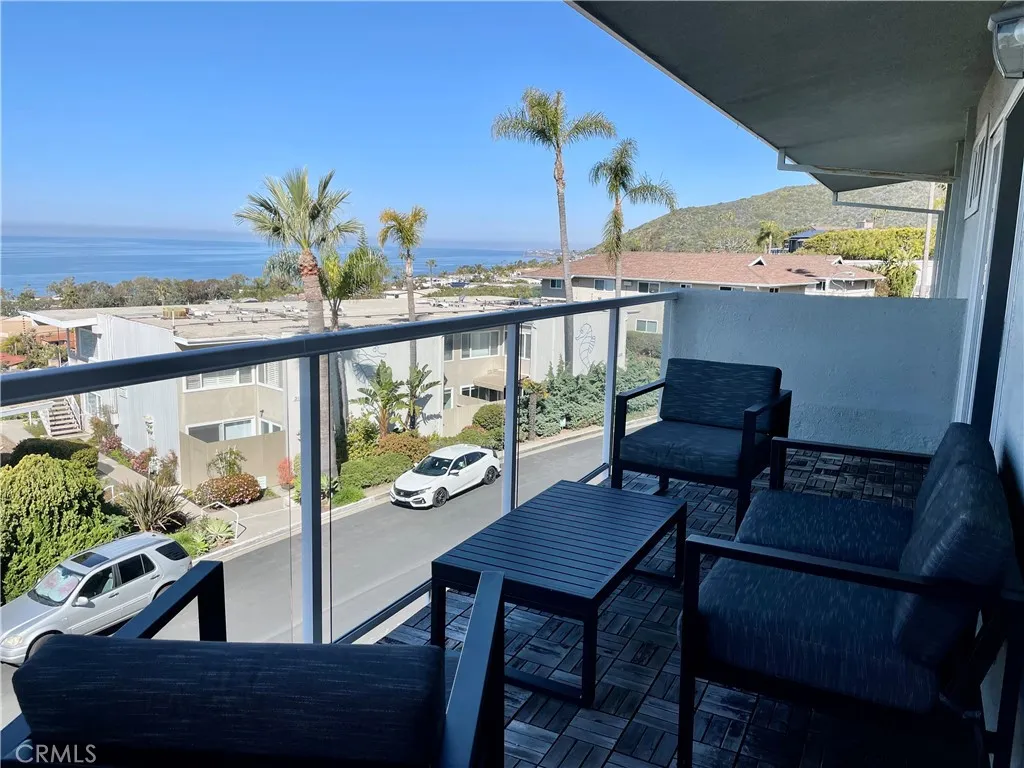 21703 Ocean Vista Unit 303