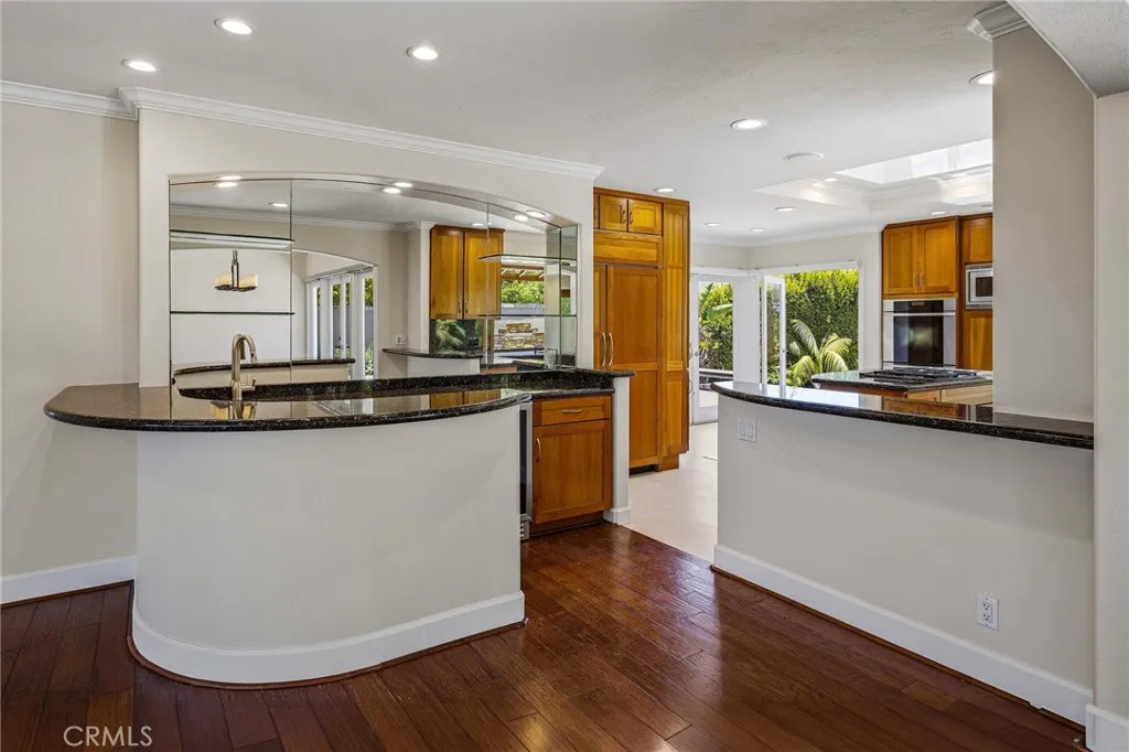 1840 Temple Hills