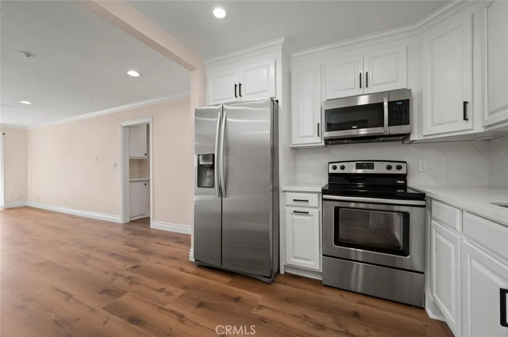 300 Cagney Lane Unit 102
