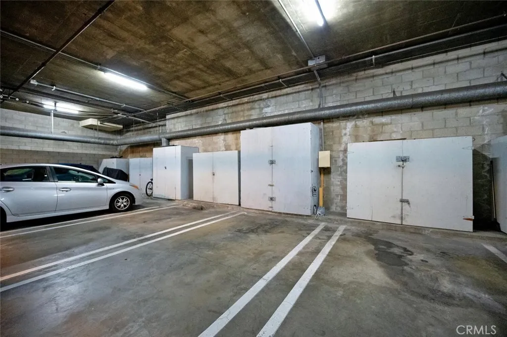 300 Cagney Lane Unit 102