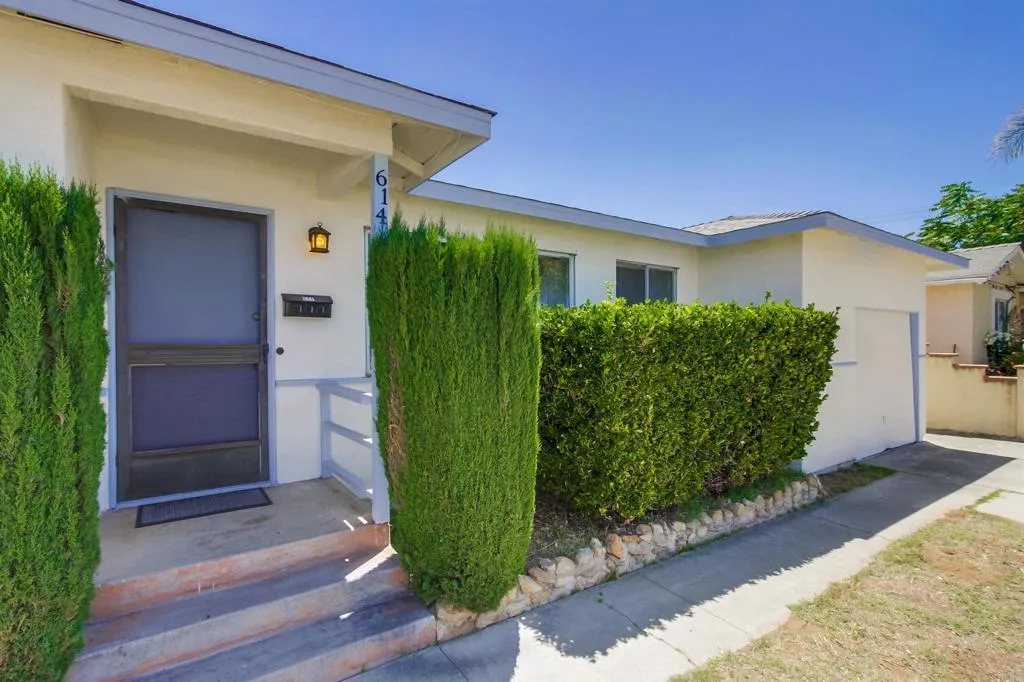 614 Goldenrod Street