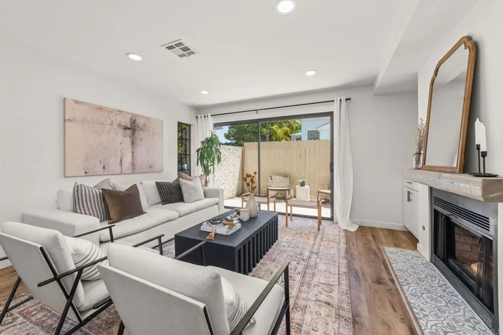 1205 Felspar Street