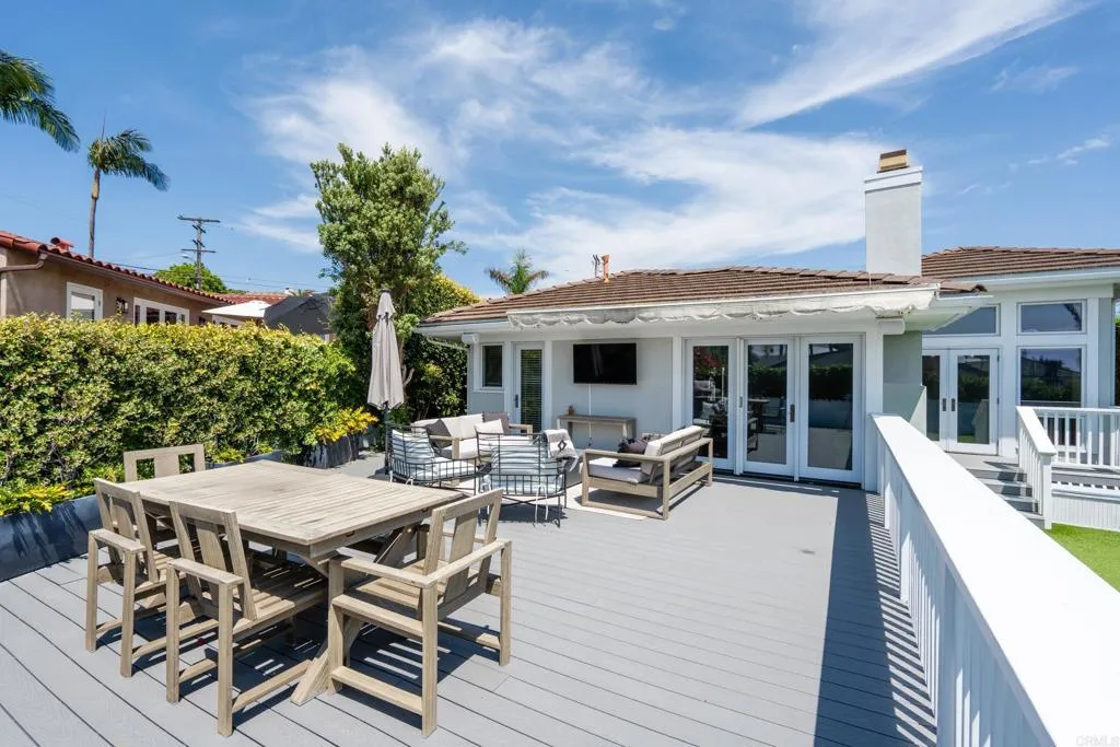 5580 Ladybird Lane
