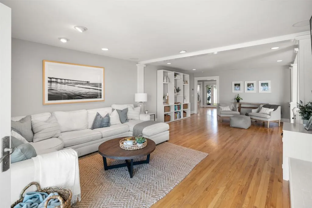 5580 Ladybird Lane