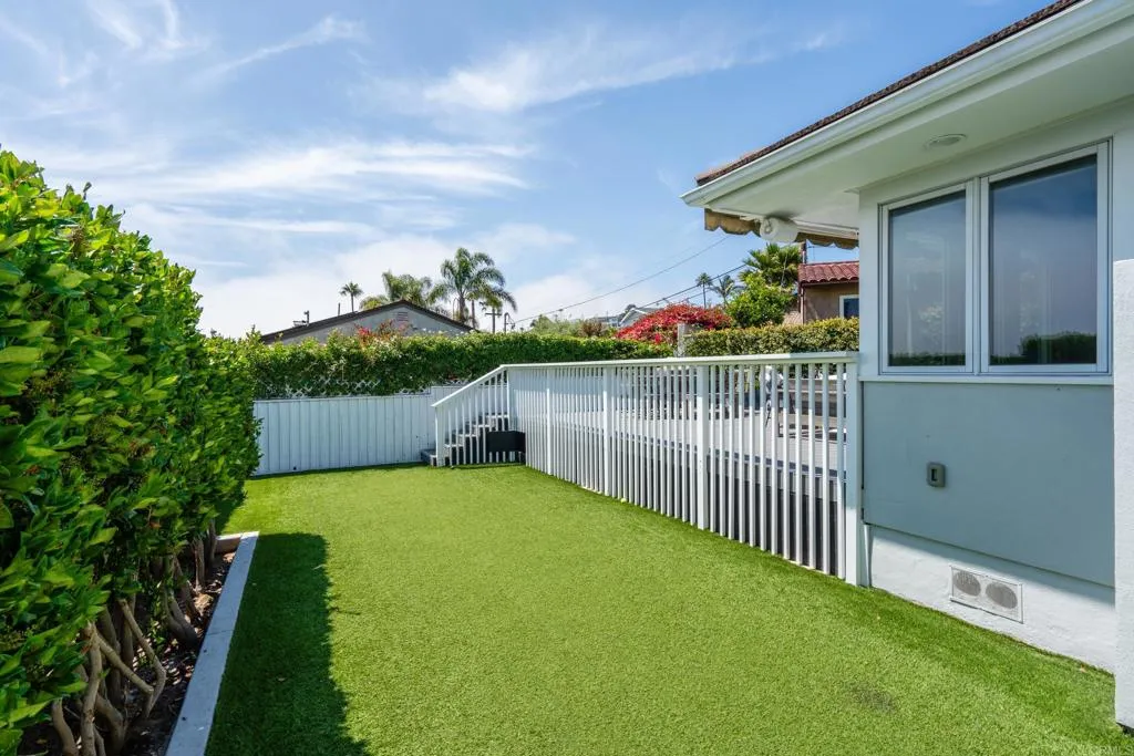 5580 Ladybird Lane