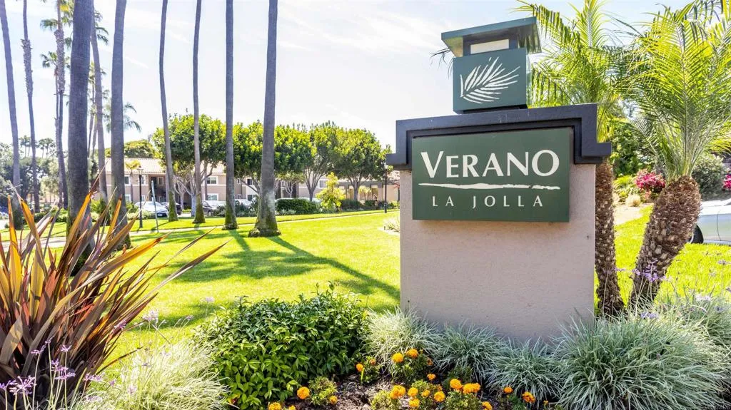 7545 Charmant Dr. Unit 1309