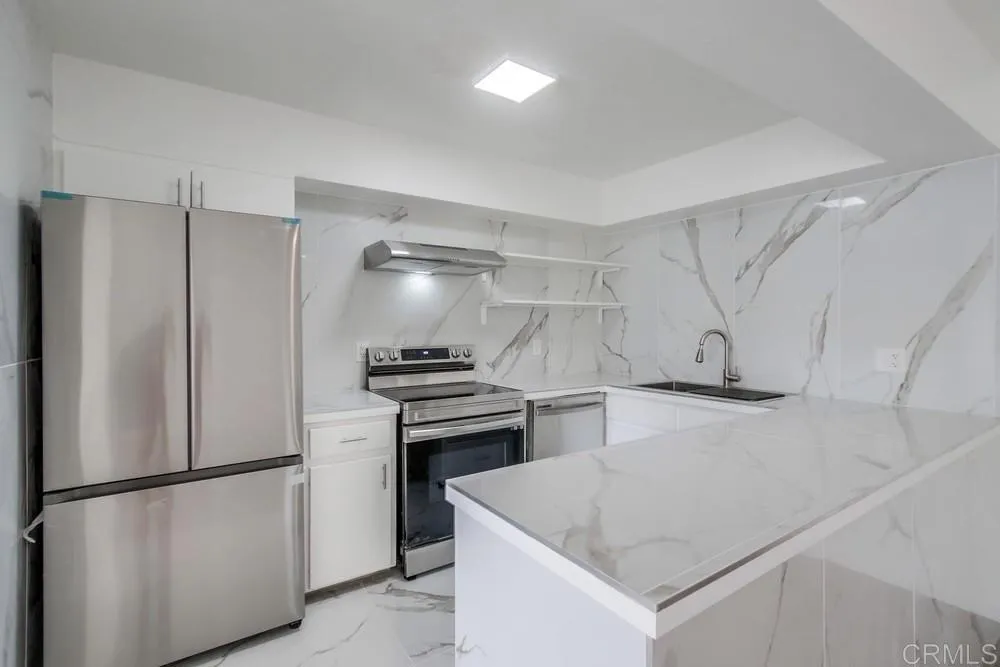 6782 La Jolla Blvd Unit: A