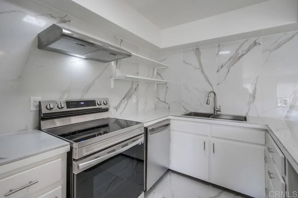 6782 La Jolla Blvd Unit: A