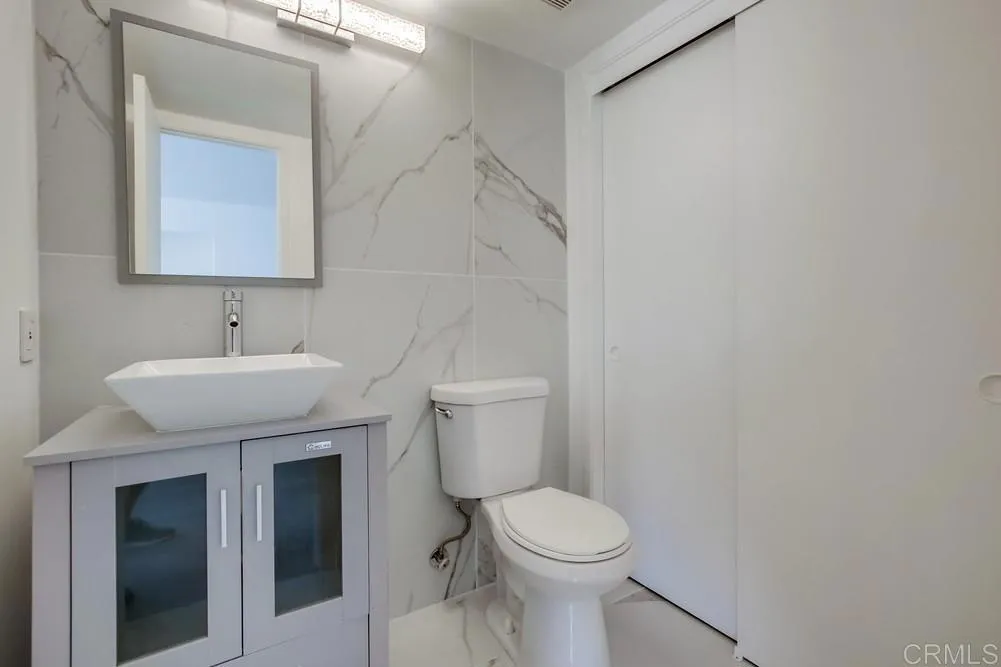 6782 La Jolla Blvd Unit: A